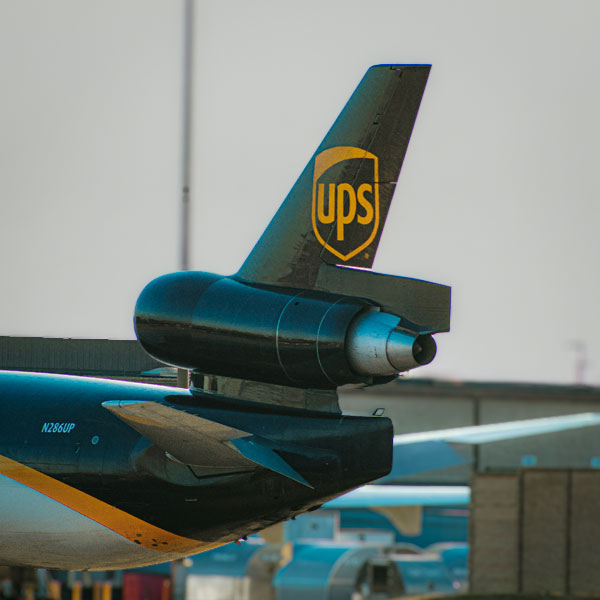 avion UPS